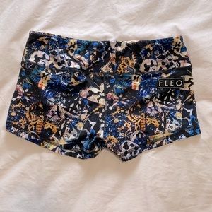 FLEO shorts
